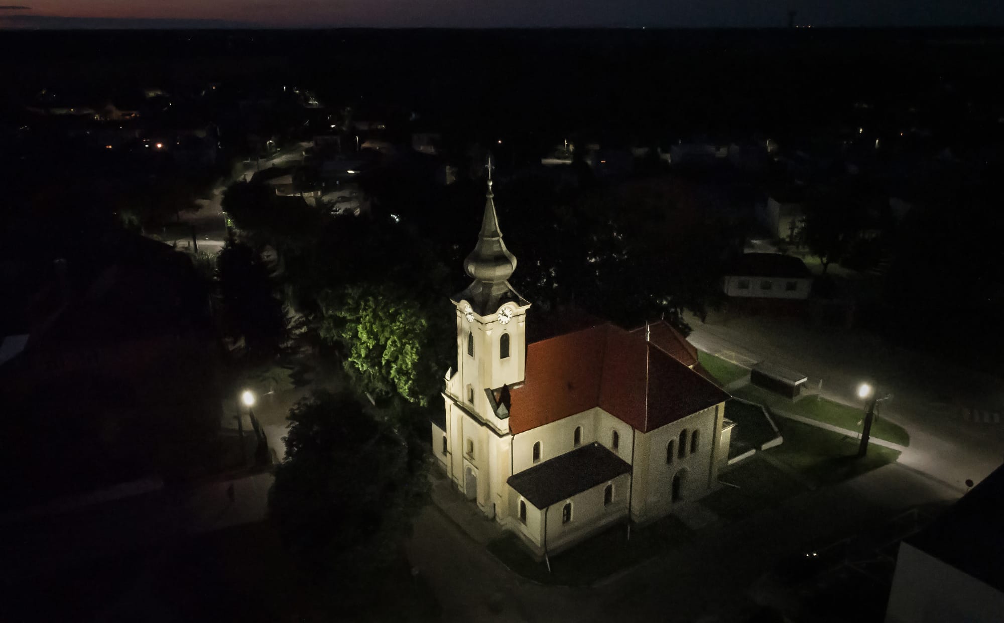 obec-trhova-hradska-koor.jpg